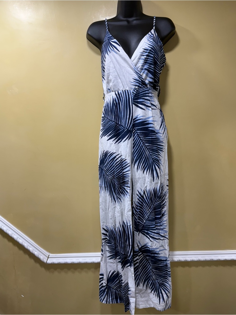 Women’s Blue Palm-Print Maxi Dress - Sleeveless V-Neck